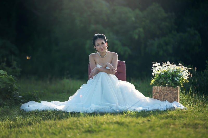 Minimalist Wedding Outfit